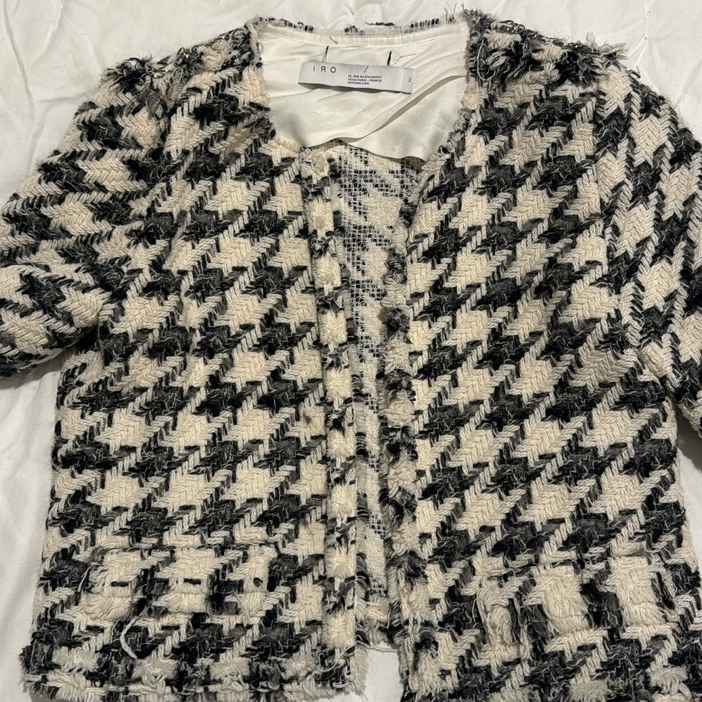This blazer is as good as new, worn only 3 times.